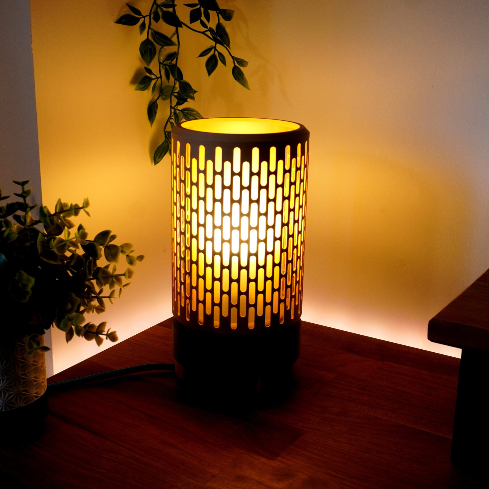 Helios Table Lamp